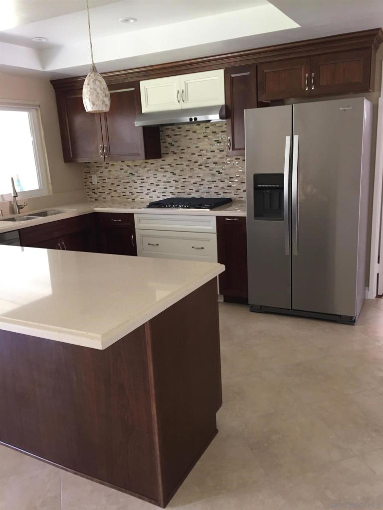 6370 Casselberry Way Property Photo 3