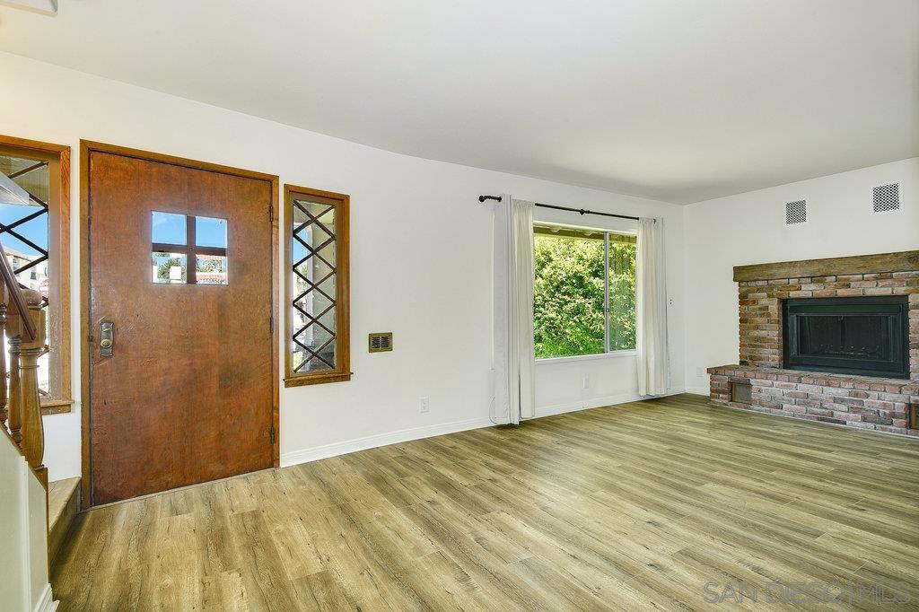 4721 Edgeware Rd. Property Photo 5