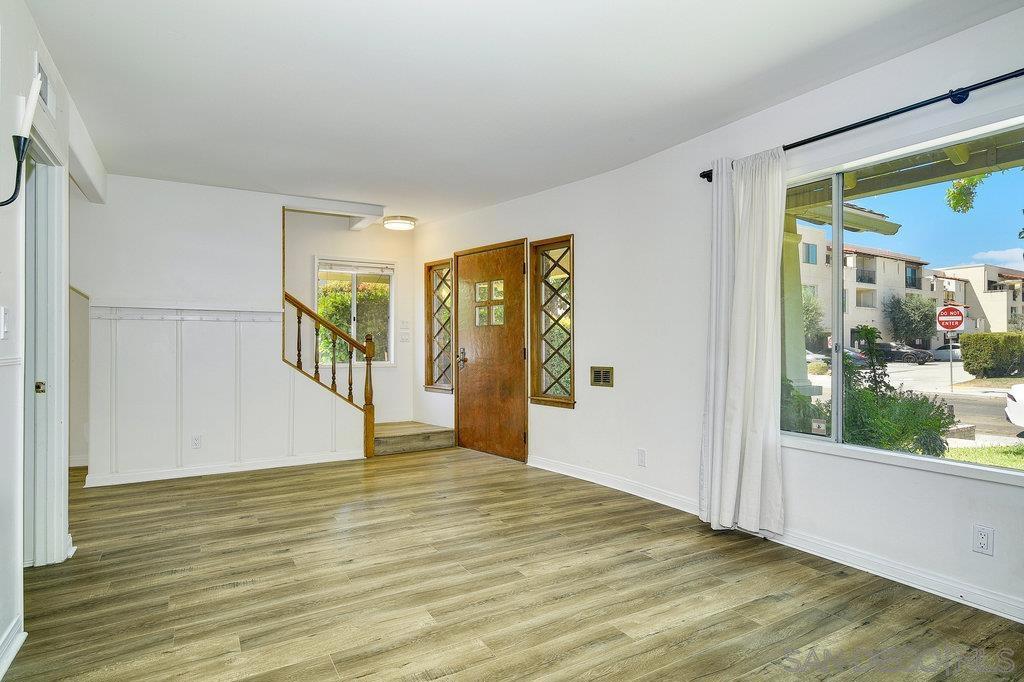 4721 Edgeware Rd. Property Photo 8
