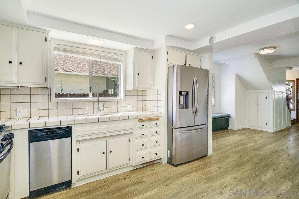 4721 Edgeware Rd. Property Photo 13