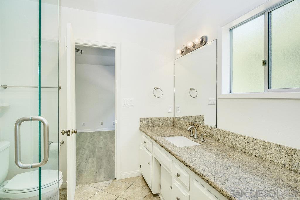 4721 Edgeware Rd. Property Photo 17