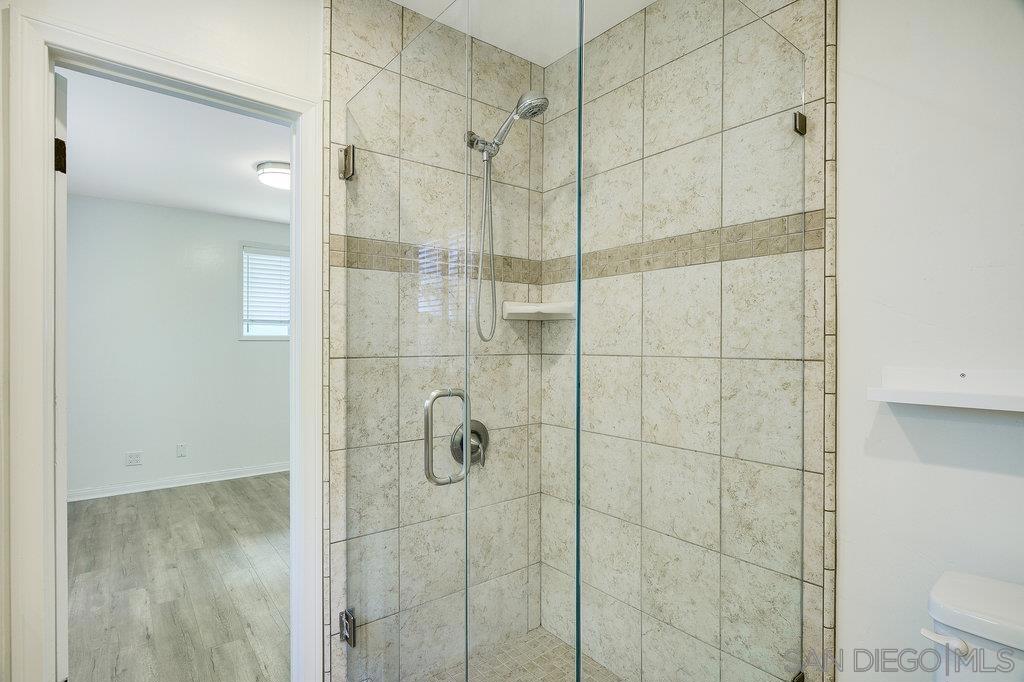4721 Edgeware Rd. Property Photo 18