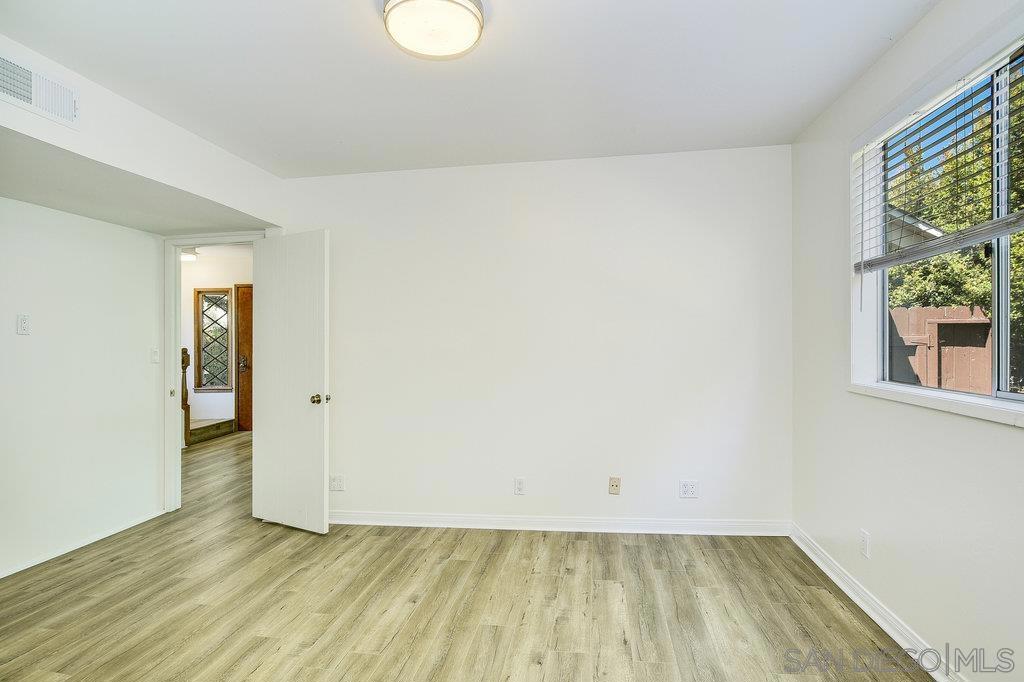 4721 Edgeware Rd. Property Photo 19