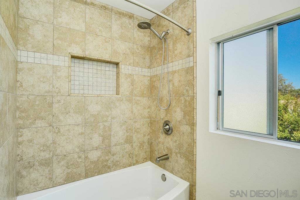 4721 Edgeware Rd. Property Photo 27