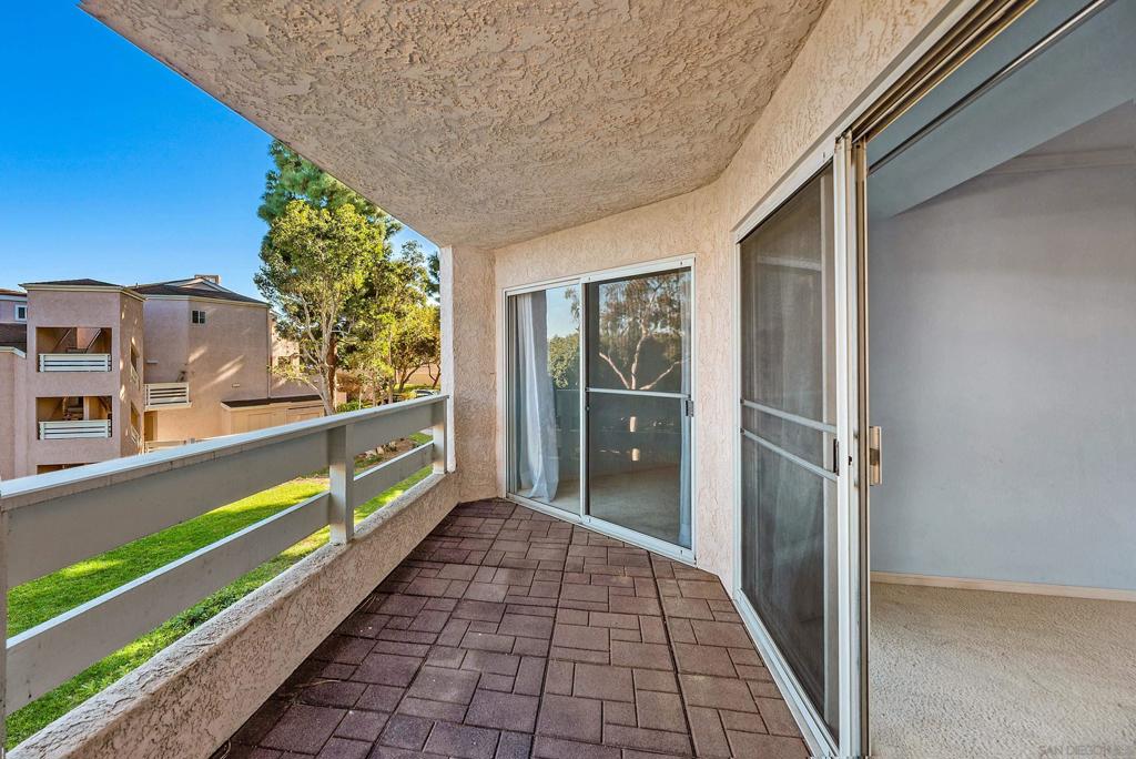 7087 Camino Revueltos 302 Property Photo 16