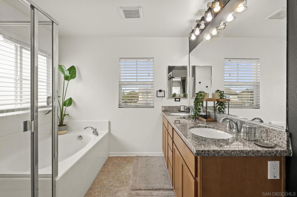 2431 Vernon Ranch Way Property Photo 29