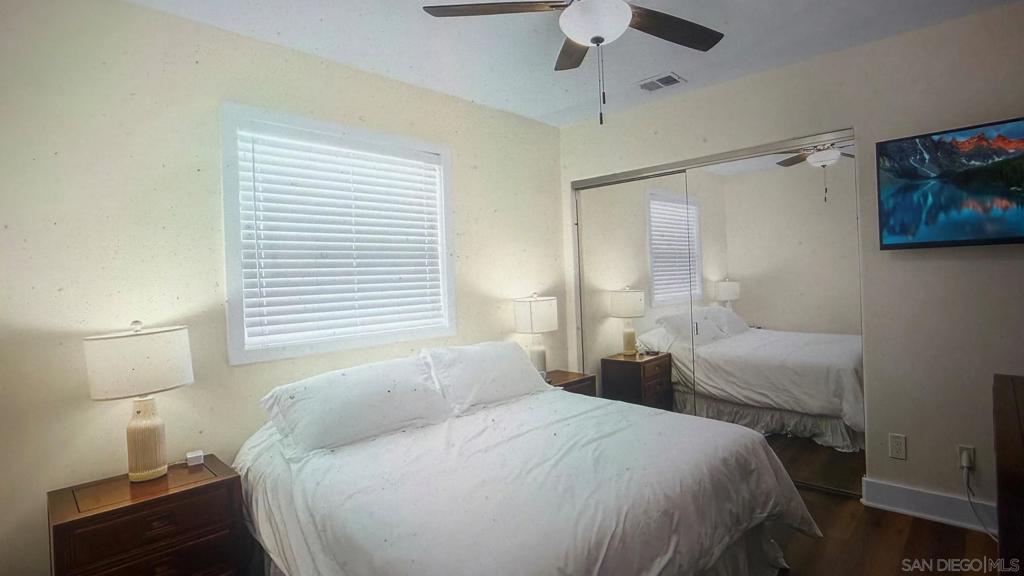 260021510SD Property Photo 15