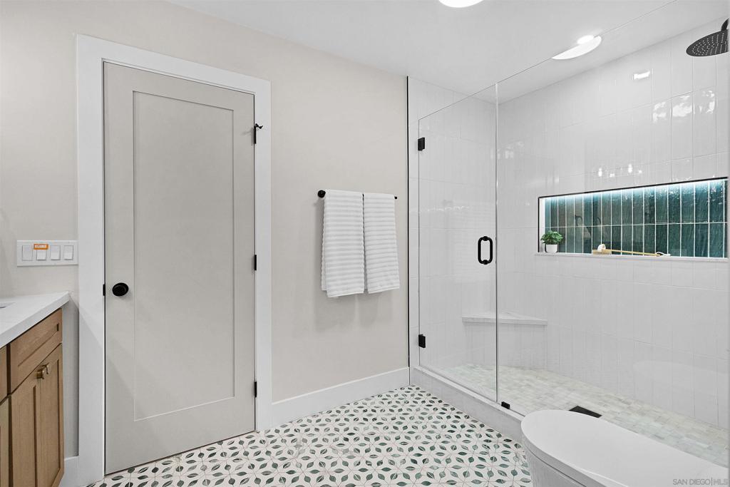 316 S Ditmar Property Photo 17