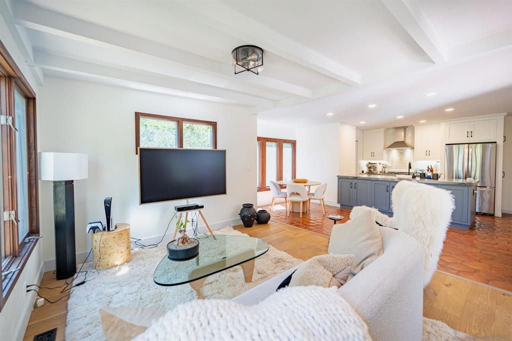 3635 Kite Property Photo 13