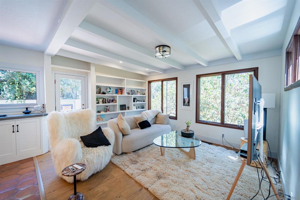 3635 Kite Property Photo 14