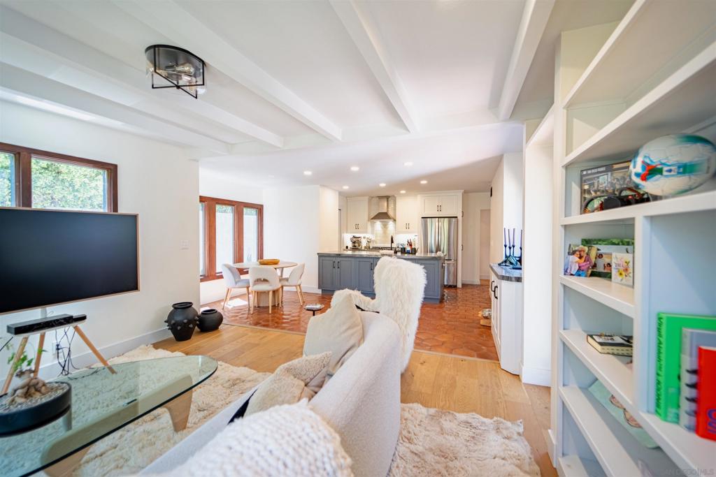 3635 Kite Property Photo 17