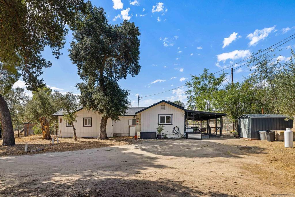 2156 Ruby Property Photo 1