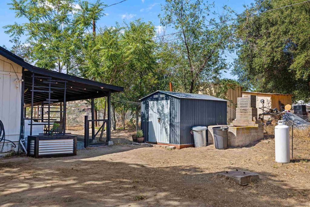 2156 Ruby Property Photo 5