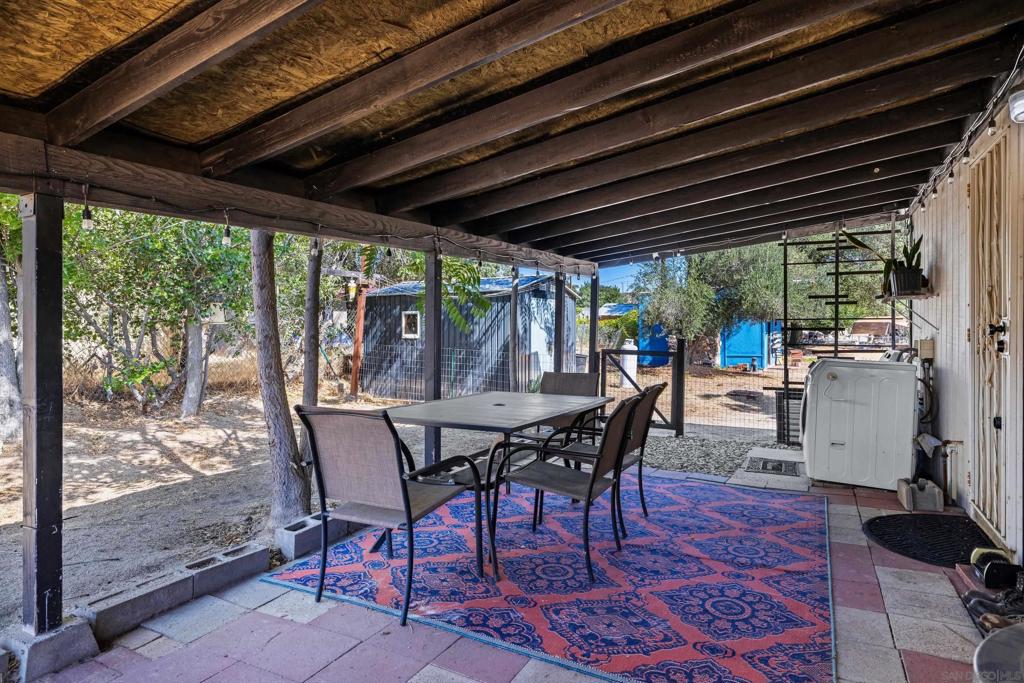 2156 Ruby Property Photo 8
