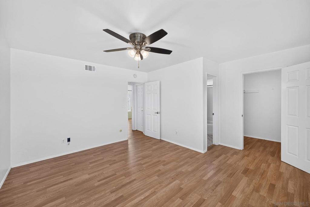 670 Mariposa Cir Property Photo 18