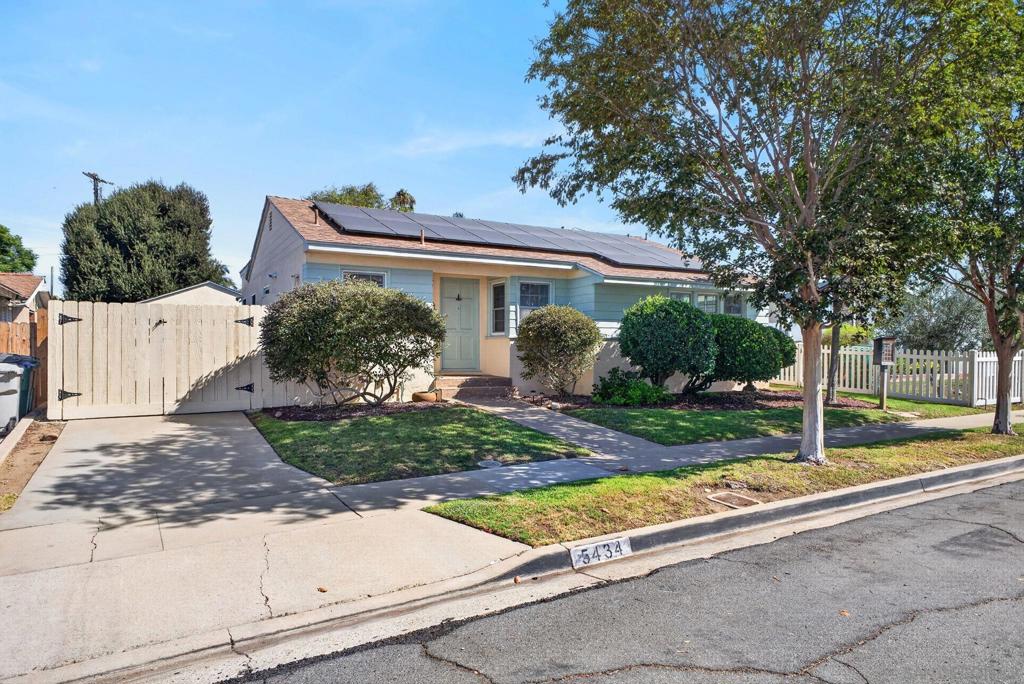 5434 Brunswick Ave Property Photo 4