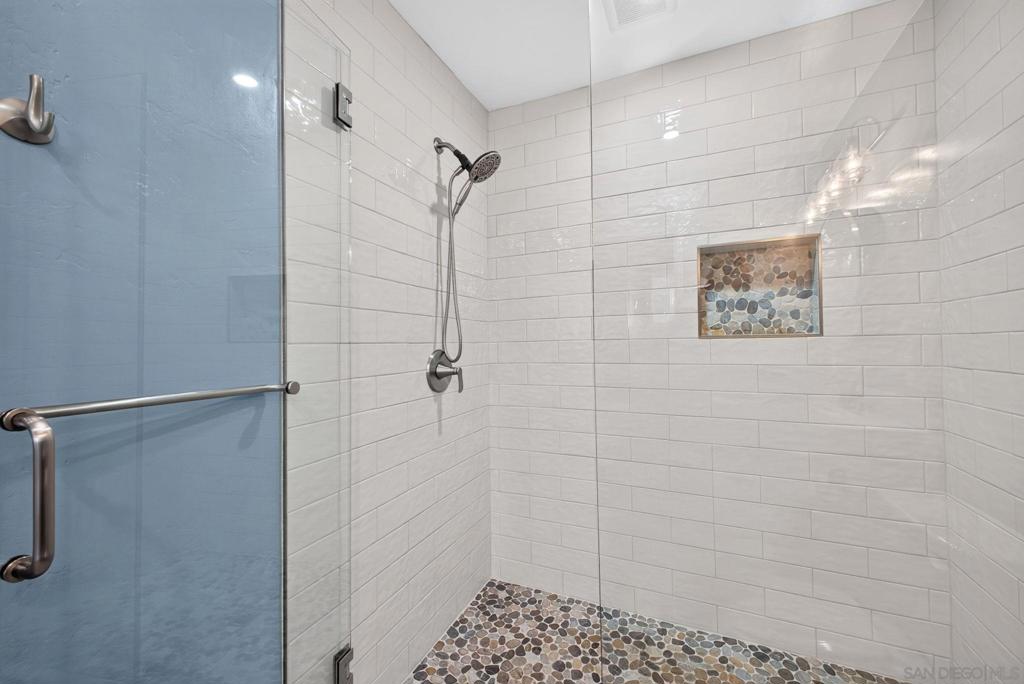 5434 Brunswick Ave Property Photo 31