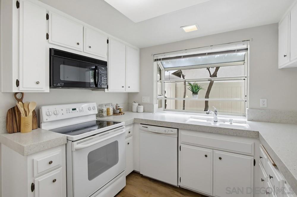 17539 Cumana Terrace Property Photo 13