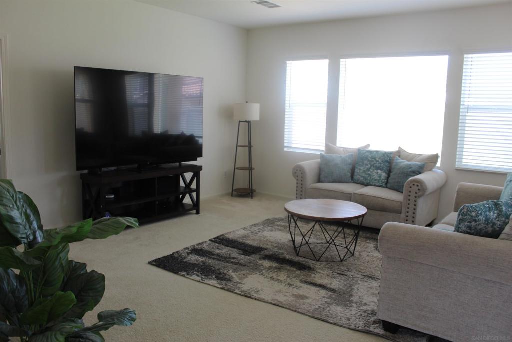 1811 Mattero Avenue Property Photo 16