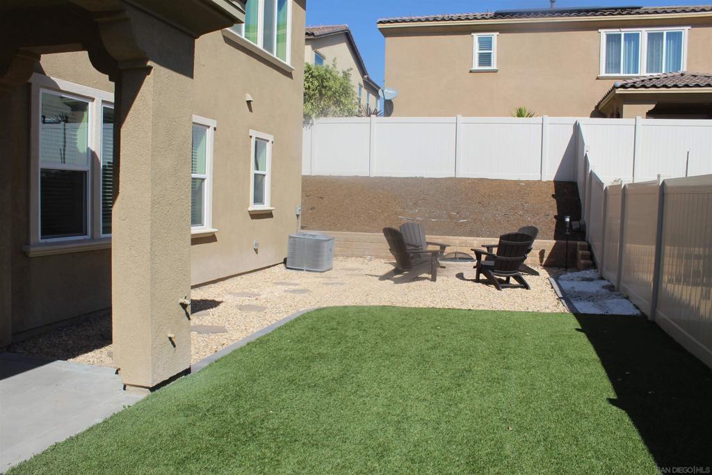 1811 Mattero Avenue Property Photo 23
