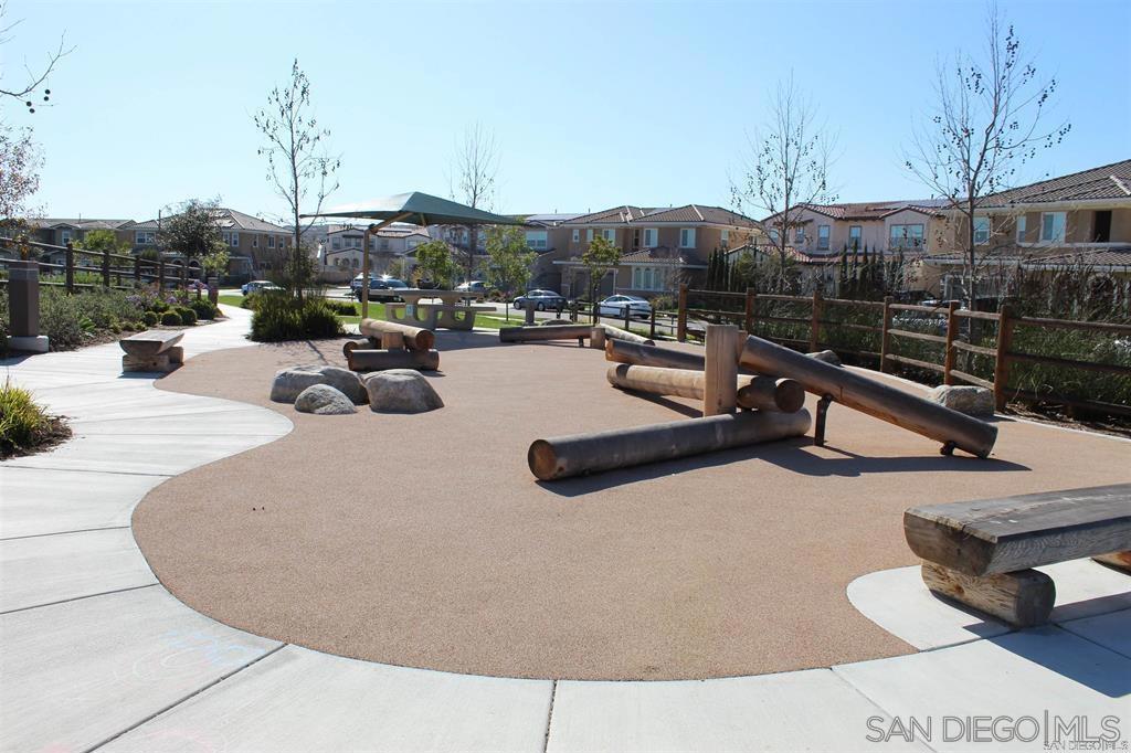 1811 Mattero Avenue Property Photo 27