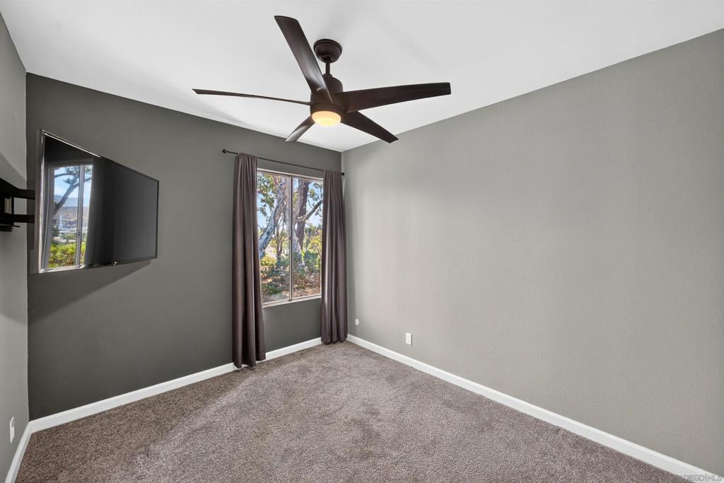 260021584SD Property Photo 29