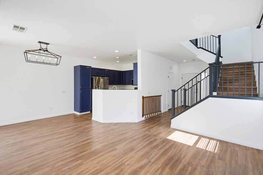 1228 La Vida Ct Property Photo 8