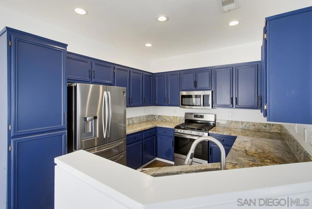 1228 La Vida Ct Property Photo 12