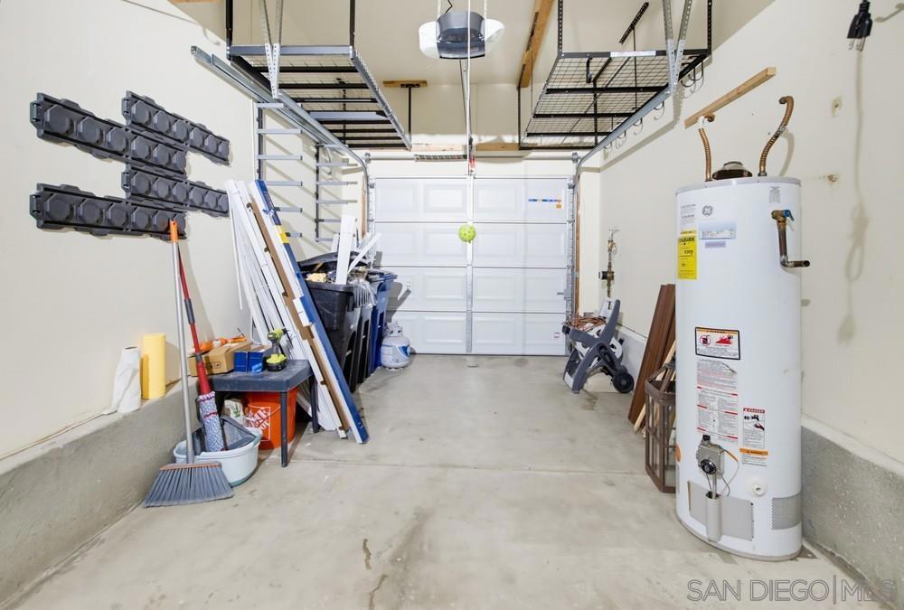 1228 La Vida Ct Property Photo 37