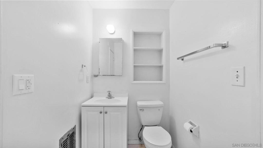 6331 Connie Property Photo 34