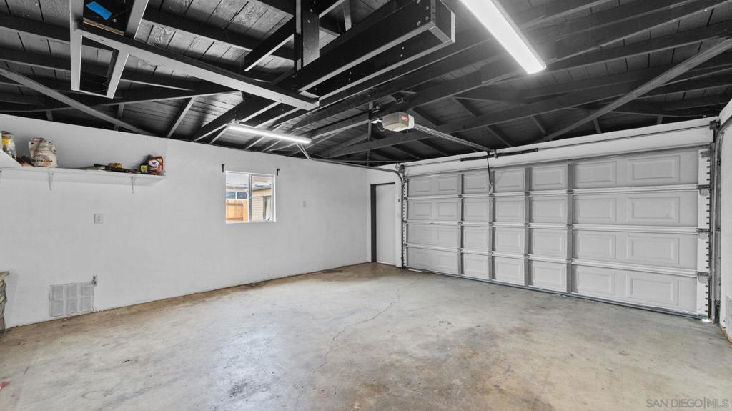 6331 Connie Property Photo 38