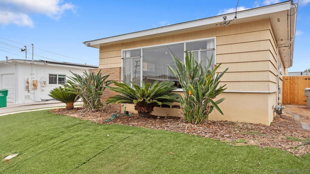 6331 Connie Property Photo 45