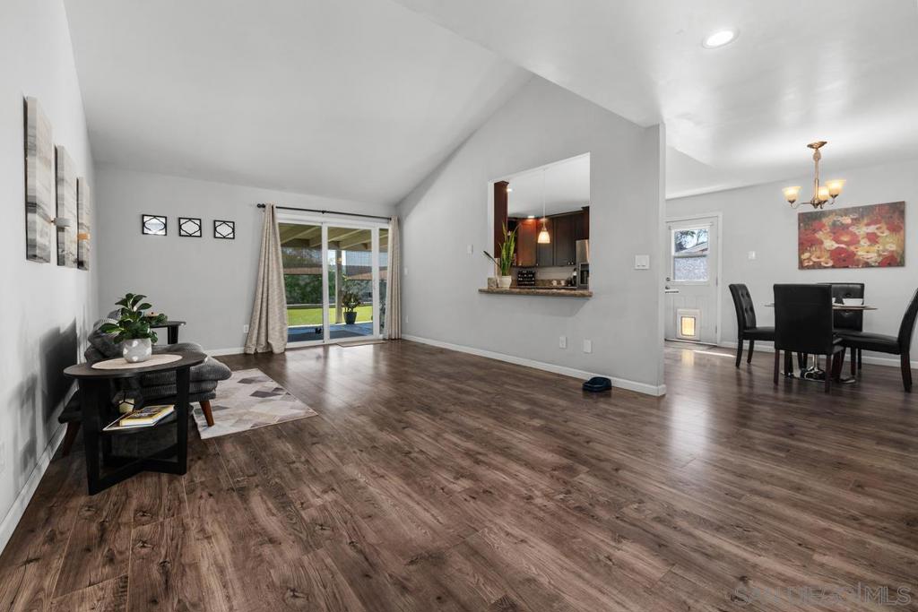 10331 Harbin Pl. Property Photo 4