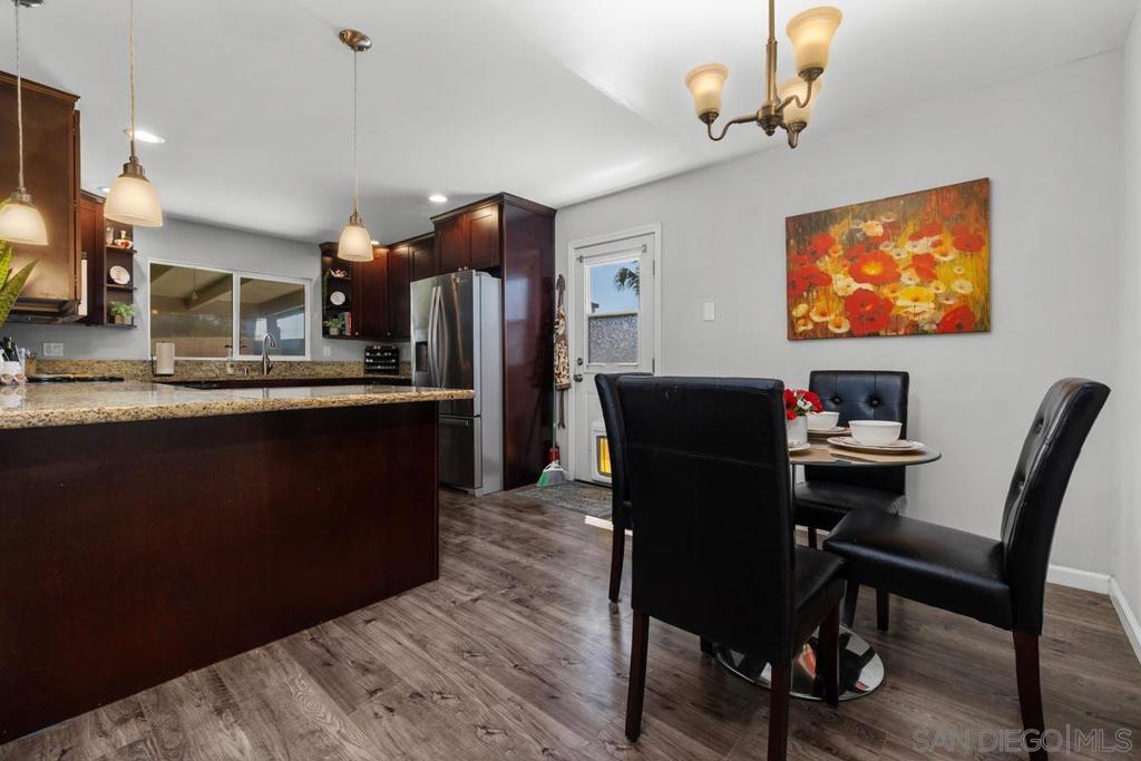 10331 Harbin Pl. Property Photo 6