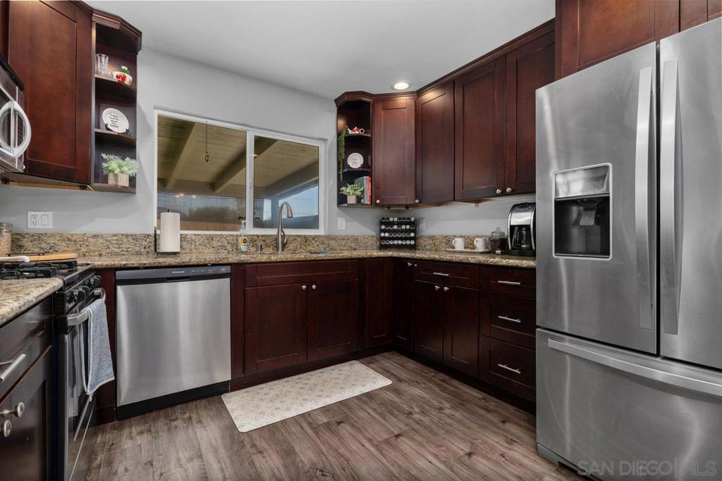 10331 Harbin Pl. Property Photo 10