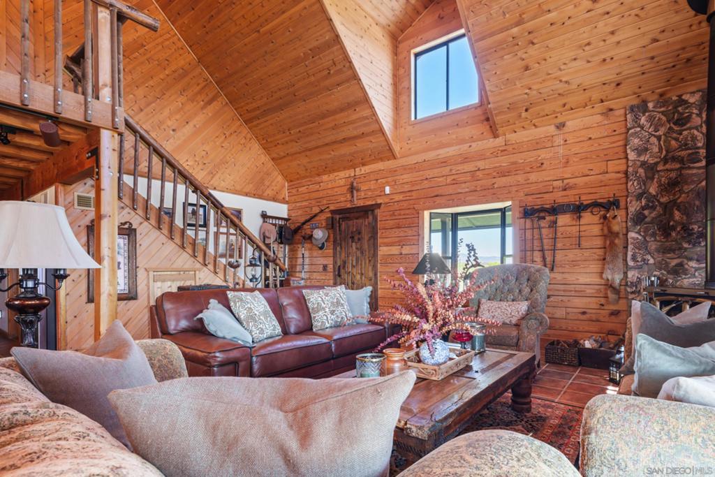 39525 Opalocka Property Photo 17