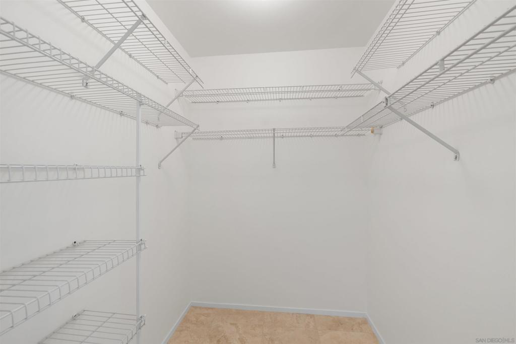 500 W Harbor 417 Property Photo 23