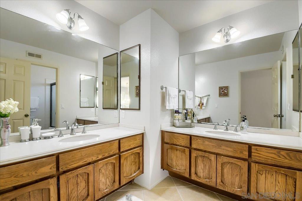 12550 Shropshire Ln Property Photo 19