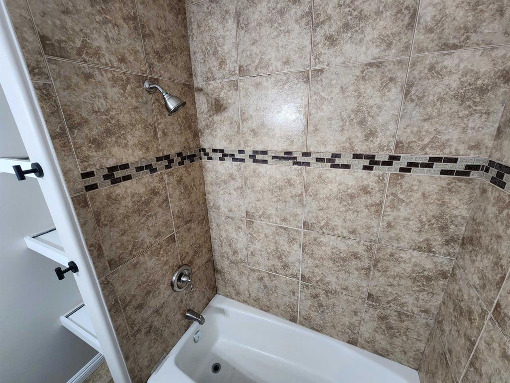 3448 50 Cherokee Property Photo 10