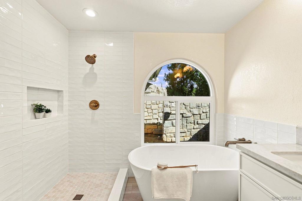 3497 Heatherwood Dr. Property Photo 22