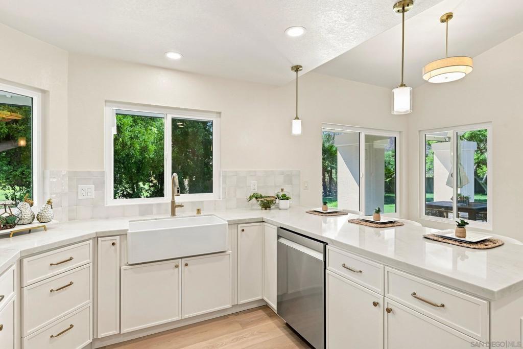 3497 Heatherwood Dr. Property Photo 29