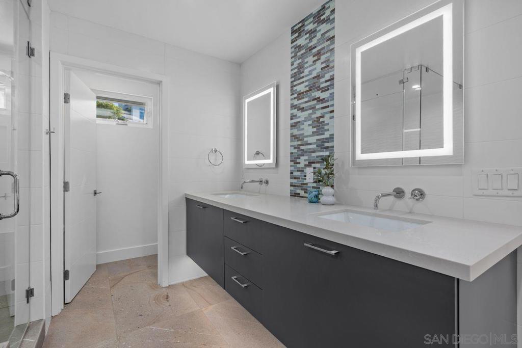 7546 Caminito Avola Property Photo 34