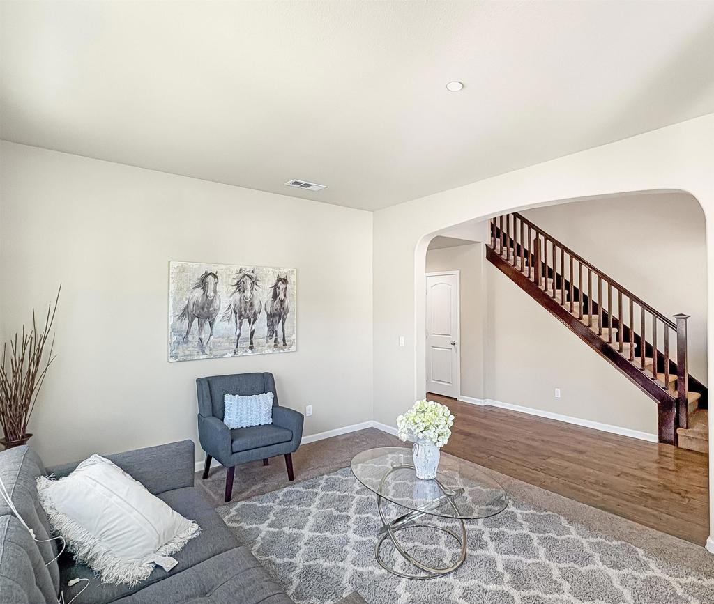 17460 Ralphs Ranch Property Photo 3