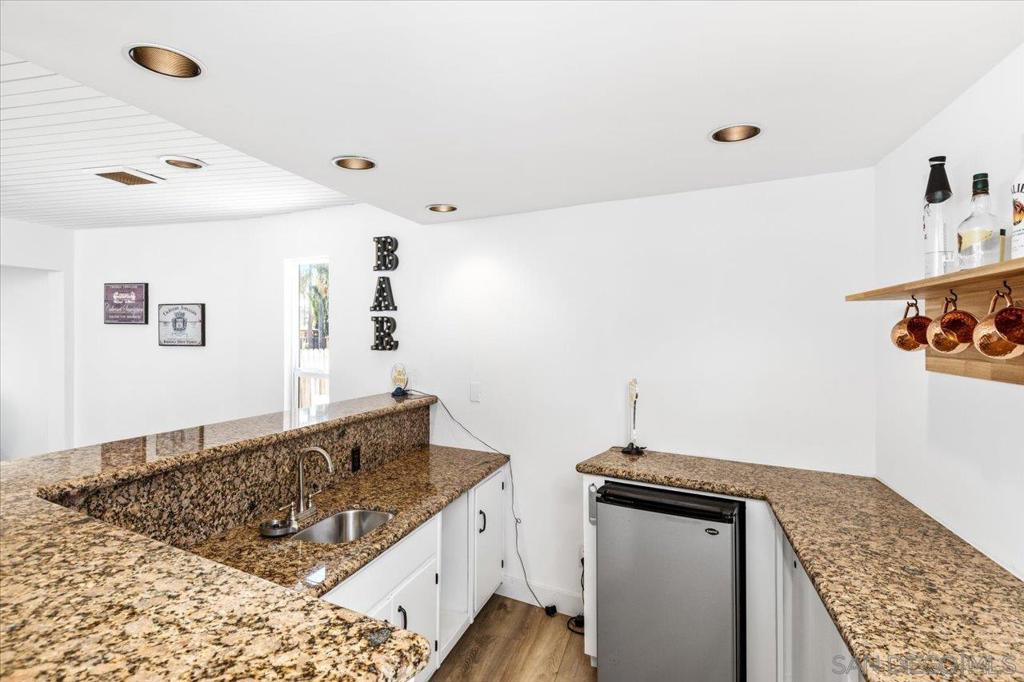 2073 Ginny Ln Property Photo 21