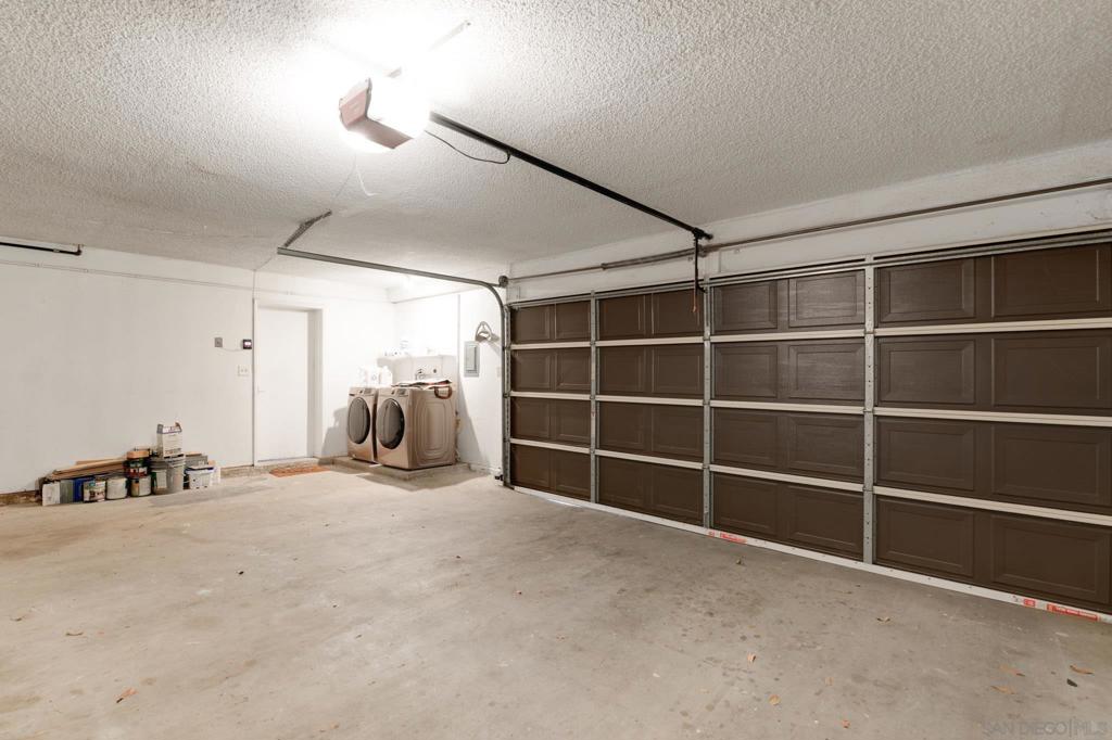 5285 Reservoir Property Photo 24