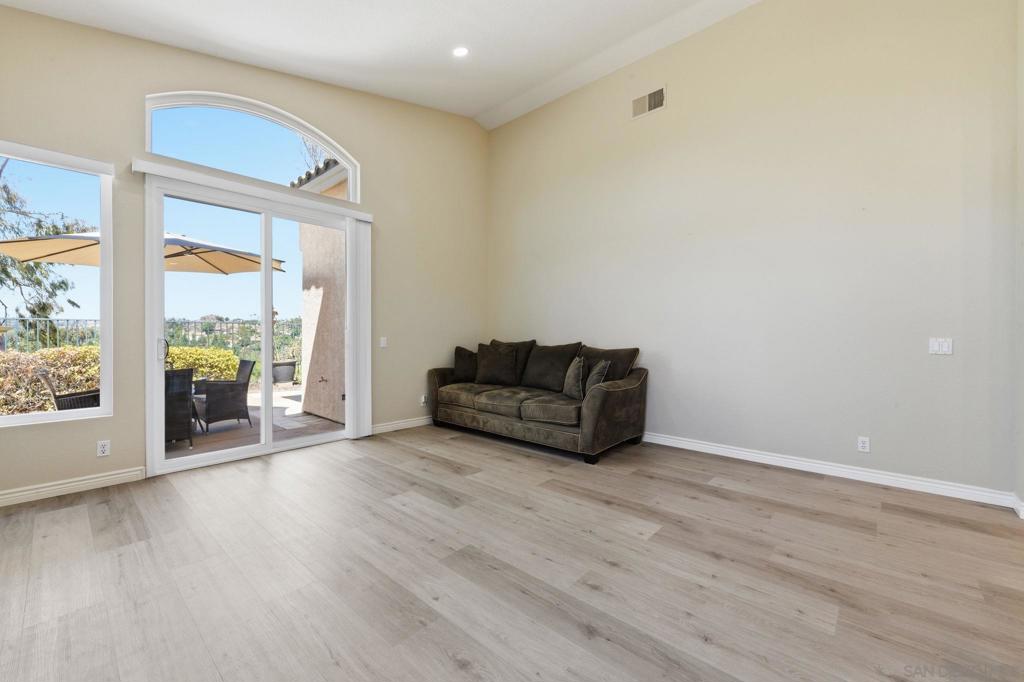 804 Calle Montera Property Photo 19