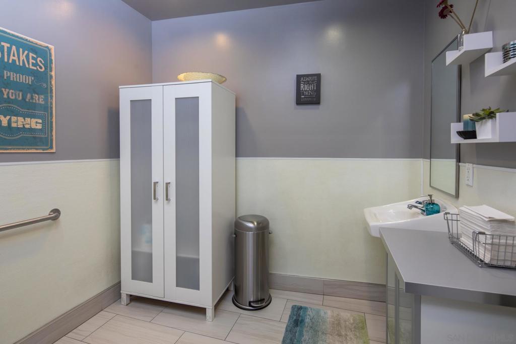 875 G St 108 Property Photo 25