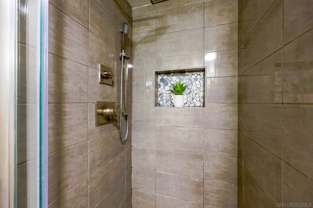 440 W Citracado Parkway 5 Property Photo 20