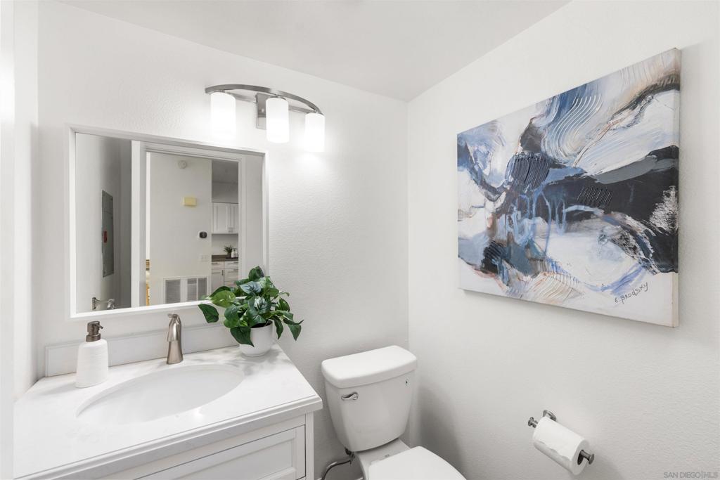 3811 Creststone Property Photo 11