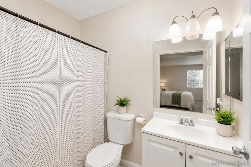868 E Alvarado 28 Property Photo 6